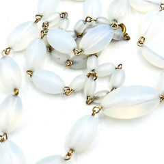 Vintage Art Deco Opaline Opalite Graduated Glass Bead Necklace 21″