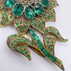 Vintage Pot Metal Dress Clip Flower Gold Tone Green Rhinestones 3″