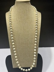VTG Art Deco Opaline Opalite Opalescent Glass Bead Necklace 29” White