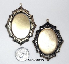 #4163 ANTIQUED GOLD 32mm X 24mm BEZEL W/TOP HANG RING – 2 Pcs