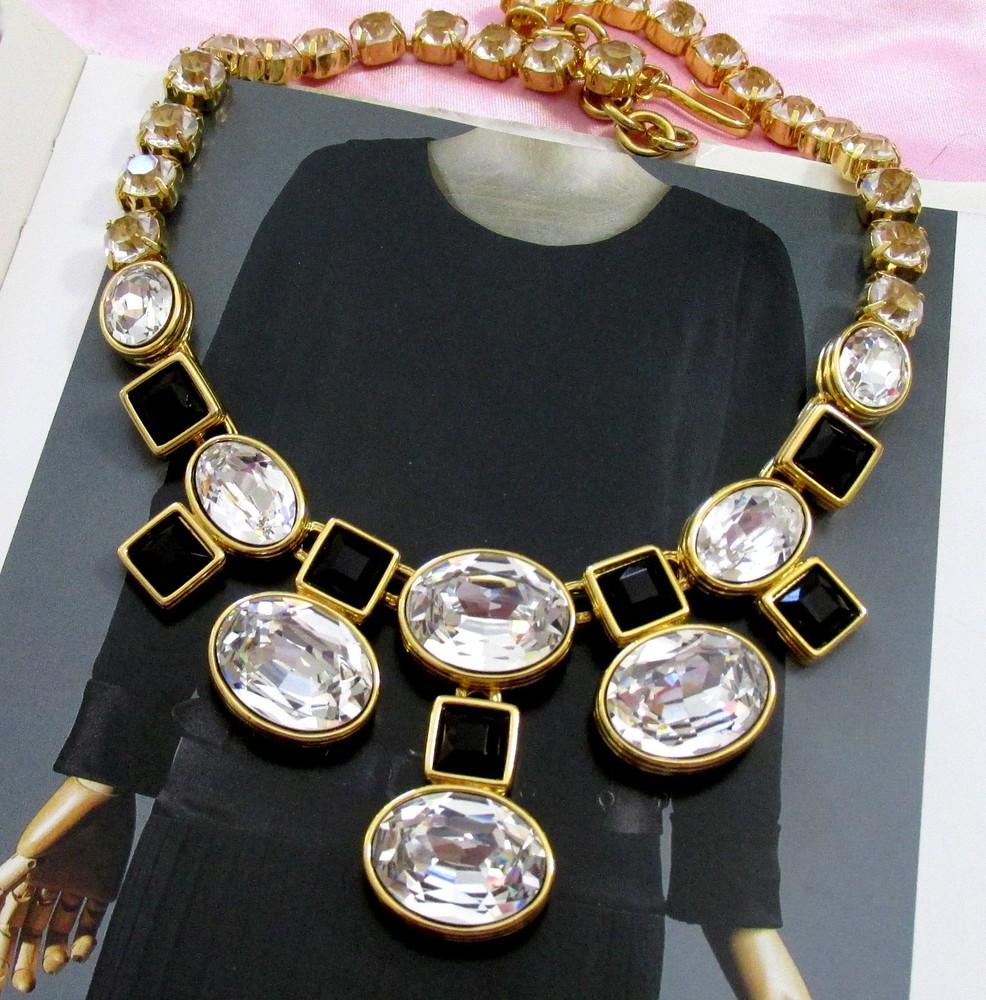 VTG RUNWAY MONET BLACK RHINESTONE HEADLIGHT OVAL CRYSTAL NECKLACE GP YSL ERA
