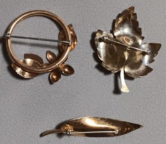 KREMENTZ Vtg Brooch Lot Of 3. All Signed On Pin. Pls See Pics & Description