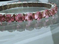 Vtg Selenium Glass Pink Rhinestone Stretch Bracelet • UV Glow Expansion • MCM