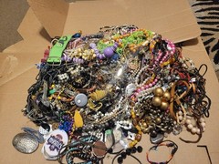 vintage-to Now-BROKEN -REAL JUNK-ALL NOT WEARABLE-GOLD TONE-jewelry Lot- 14 Lb