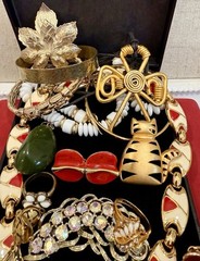 Vintage Estate Costume Jewelry Lot! MONET, NAPIER and more!
