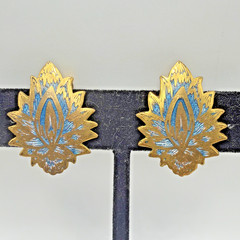 Vintage Metropolitan Museum Of Art Leaf Earrings Blue Enamel Clip On