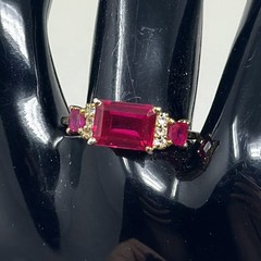 Vintage Sterling Silver 925 Gold Tone East West Red Baguette Crystal Ring Size 8