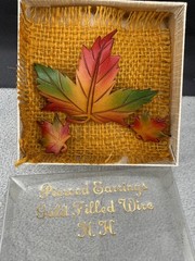 Vintage Canadian Maple Leaf Leather Brooch Pierced Earrings Set Signed By Artist