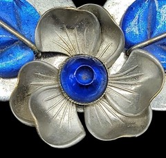 Vtg 1940s Carved Blue Lucite Floral Bib Necklace WWII Pot Metal Unsigned