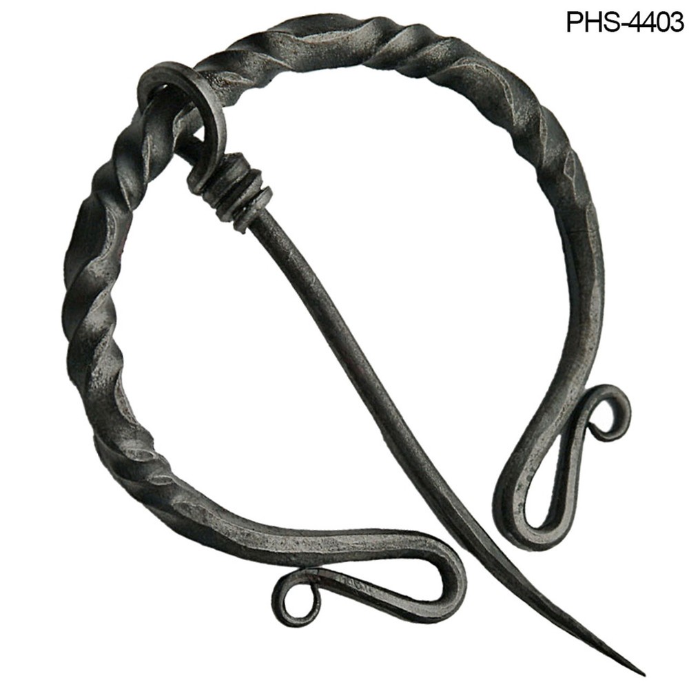 Scottish Grand Pennanular Brooch – Medieval Style Hand Forged Iron Elegant Twist