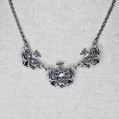 Vintage Mid-Century MN 835 Silver Traditional Floral Design 3D Necklace