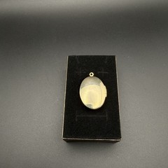 Vintage Gold Tone Locket Pendant Ornate Filigree Oval Photo Charm Mid Century
