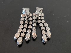 Vtg Silver Tone Rhinestone Waterfall Dangle Drop Clip On Earrings 1.5″ Bridal