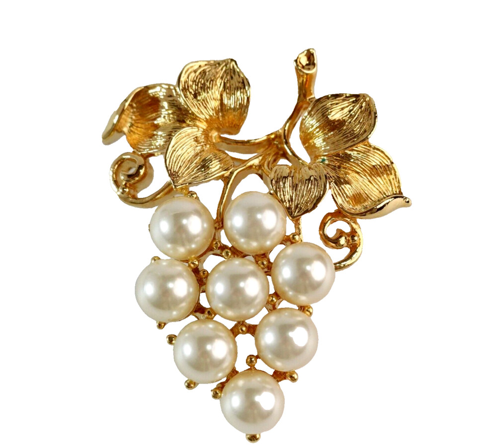 Vintage Grape Brooch Faux Pearl Lapel Pin Fruit Bunch Cluster Gold Tone