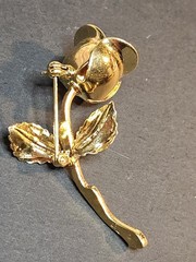 Vintage Monet Gold Tone Rose Brooch Long Stem Pin Polished Flower Romantic 3D
