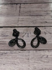 Vintage Costume Jewelry Earrings ~ gun metal grey