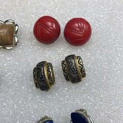(9 Pairs) Vintage Unmarked Clip On Earrings Gold & Silver Tone (#1014)