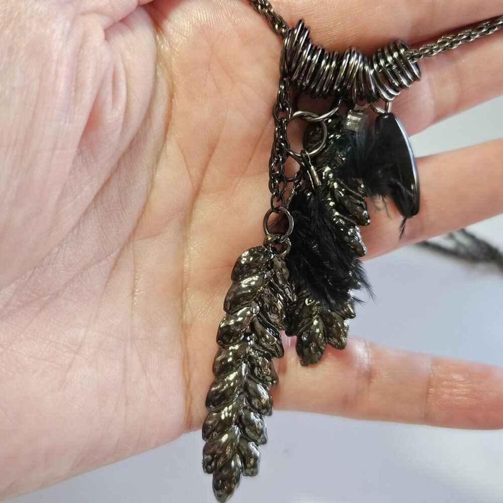 Dark gray silver tone necklace 37-39″