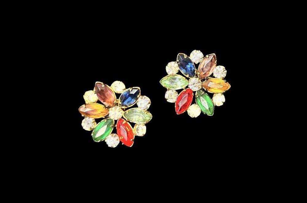 Vtg Flower Colorful Gem Petals Earrings 1”Screw Back Rhinestones Floral Pave