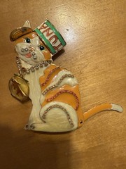LATR2GO Lunch at The Ritz Enamel Rhinestone Kitty Orange Tabby Brooch #229