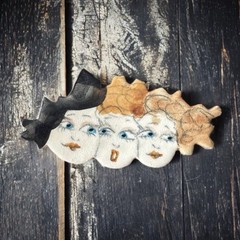 Hand Painted Ceramic Brooch Sanderson Sisters Hocus Pocus Witchy Halloween OOAK