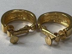 Vintage Napier Navy Blue Enamel Hoop Earrings Gold Tone Screw Back 1980s