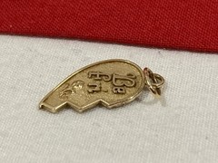 Vintage Ma 14k Solid Yellow Gold “Best Friends” Cut Out Half Heart Pendant 0.66g