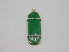 CHINESE EXPORT 14K YELLOW GOLD GREEN JADE DIAMOND STONE PENDANT