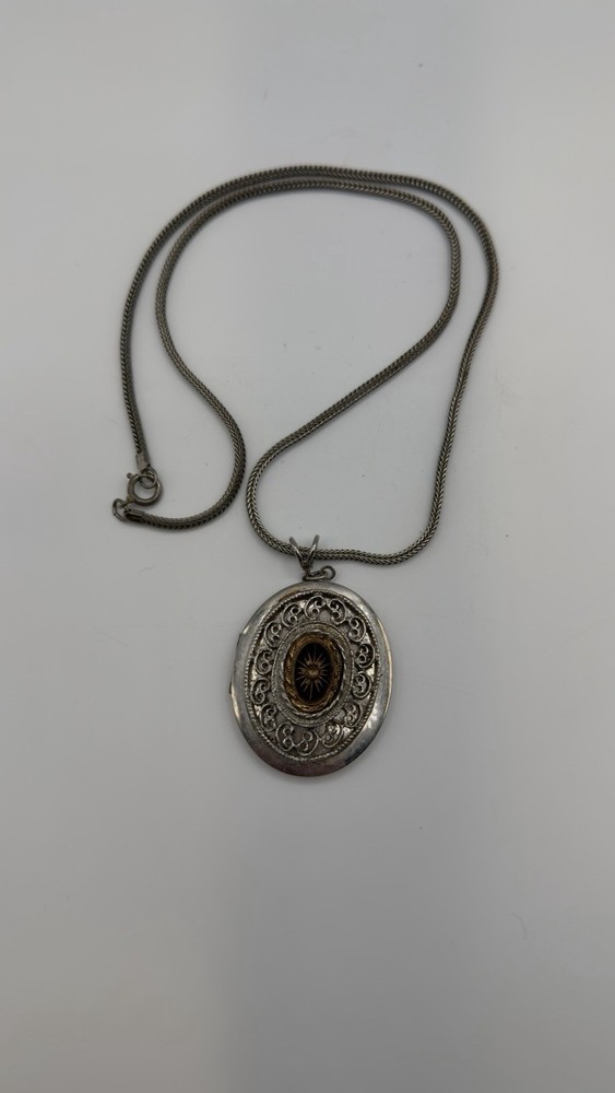 Vintage Silver Tone Filigree Oval Locket – Chain hangs 12″