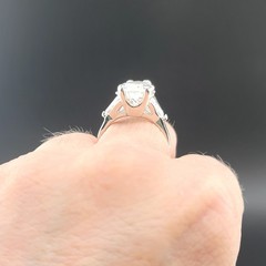 Vtg Sz 5 Ring Teardrop w/ Triangles Cubic Zirconia 18KGE Fashion Jewelry STS#6