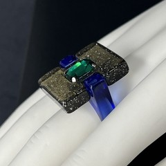 Modernist Lucite Ring Blue Black Glitter Rhinestone Size 8 Chunky Post Modern
