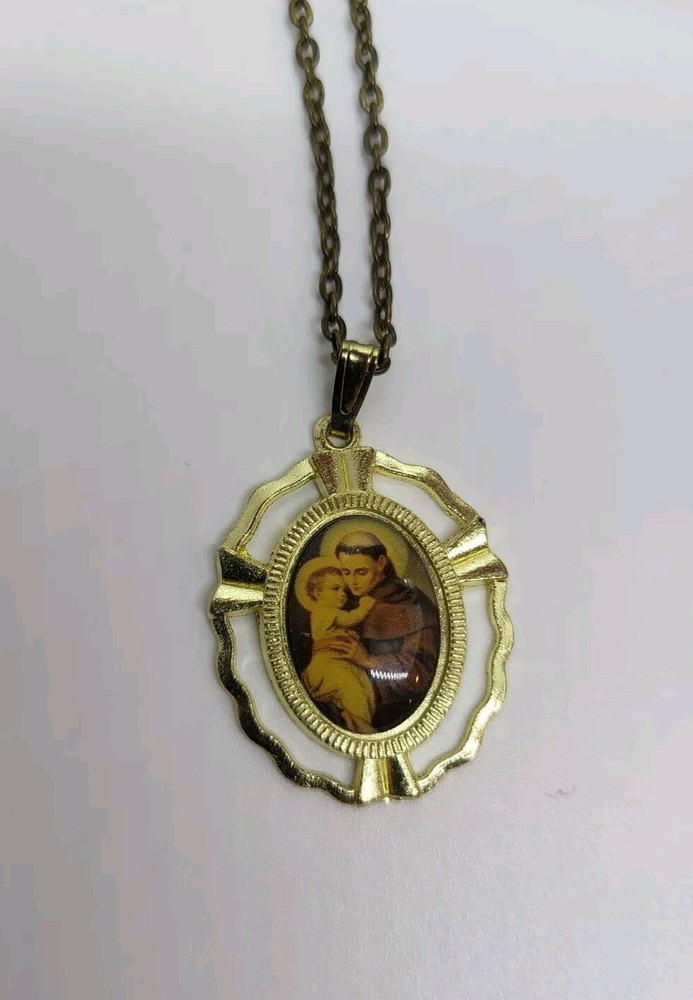 Vintage St Anthony Religious Necklace Pendant/Medal Gold Tone