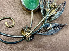 Green Jade Cabochon Floral Filigree Leaf Vintage Sterling Silver 925 Brooch Pin