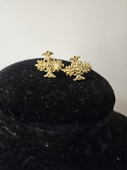 Vintage Signed MMA metropolitan museum of art screw back earrings Gold Tone