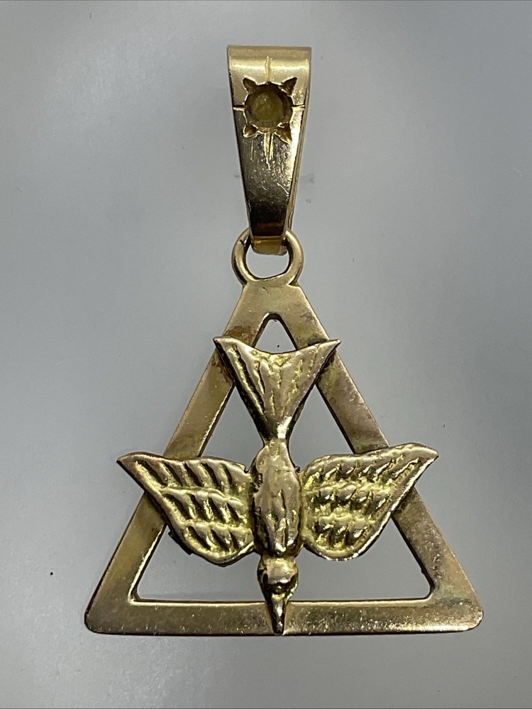 VINTAGE HANDMADE 19K Yellow Gold FLYING BIRD TRIANGLE Charm Pendant w/17K Lock