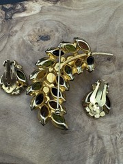 Juliana D & E DeLizza Elster Leaf Brooch / Pin and Clip-on Earring Set