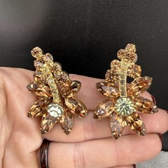 Vintage Juliana Rhinestone Brooch Clip On Earrings Set Gold Tone Brown READ