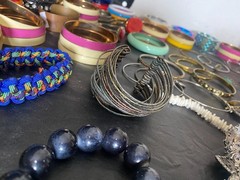 huge lot 100+ bracelets jewelry estate mixed brand bracelet collection