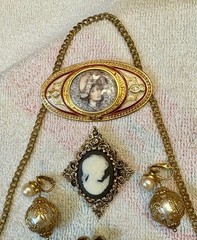 vintage estate jewelry and purse lot used
