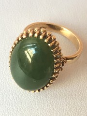 VINTAGE 10K YELLOW GOLD BIG OVAL GREEN NEPHRITE JADE JADEITE RING SOLID HEAVY