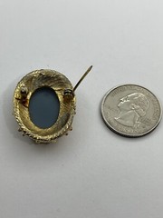 Vintage INCOLAY Oval Blue & White Cameo of Cupid & Psyche Pin Brooch