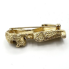 BOUCHER vintage dog brooch – gold-tone sitting poodle w/ bow pin – 7702P signed