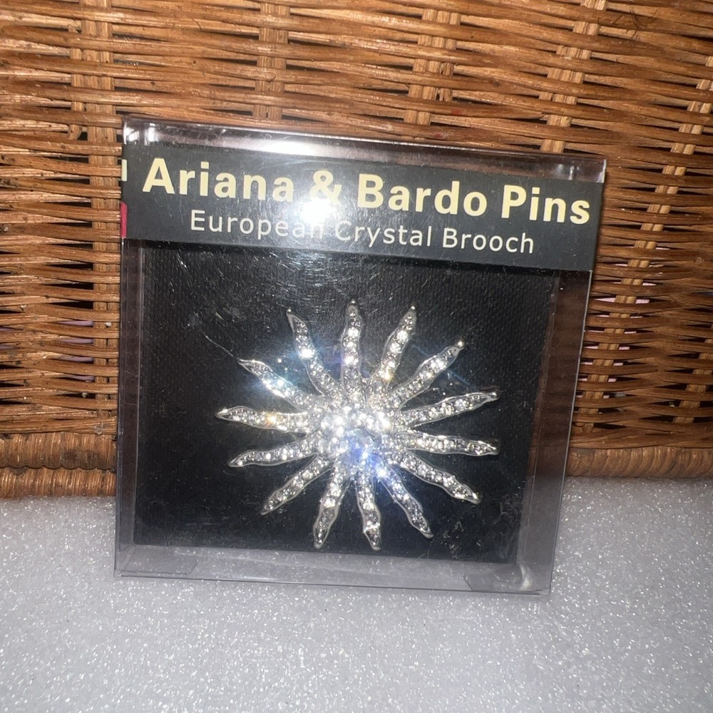 Ariana and Bardo pin / brooch beautiful European Crystal brooch 2” Starburst J43