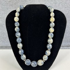 Vintage Lady Remington Blue White Beaded Collar Necklace Signed LR 19”