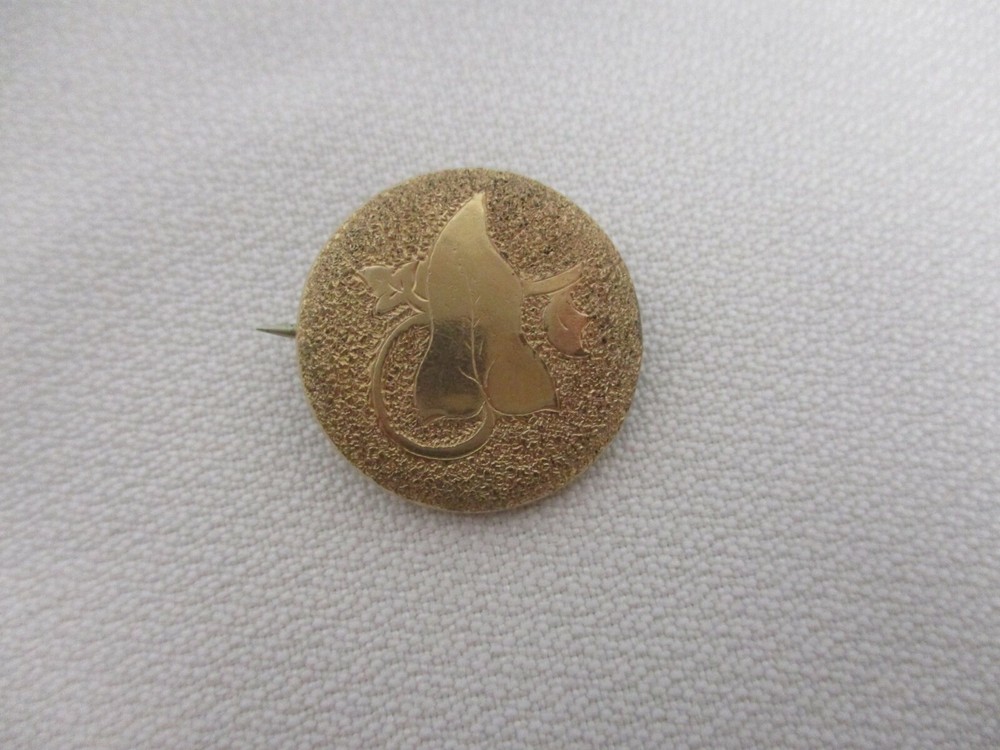 ANTIQUE ESTATE VICTORIAN GOLD FILLED PENDANT BROOCH PIN with IVY LEAF