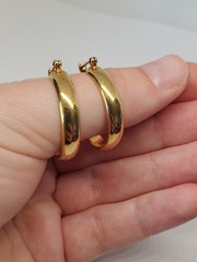 Vintage Napier Gold Tone 24mm Hoop Earrings