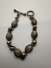 Vintage Sterling Silver Bird’s Eye Jasper Toggle Bracelet 6” Small Wrist