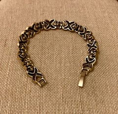 Vintage Gold Tone Acrylic Faux Onyx Bracelet 7.25″ Length Retro