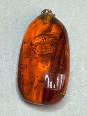 NATURAL OLD ANTIQUE COGNAC BALTIC AMBER PENDANT 9,1 gr