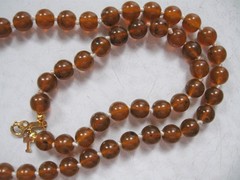 LOVELY VINTAGE POLISHED AMBER KNOTTED NECKLACE & BRACELET